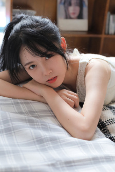 《少妇的奶水》在线观看