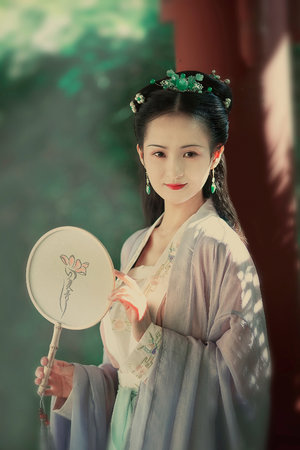 催眠妈妈和姐姐的幸福时光怎么写