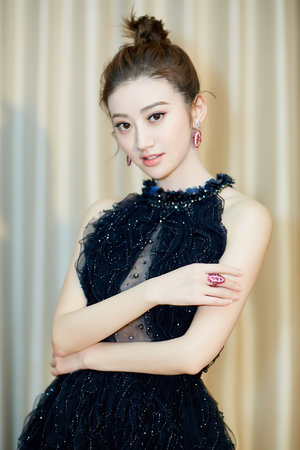 巜熟睡的女邻居HD