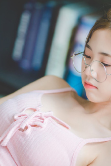 被仇人扒开腿狂躁怀孕