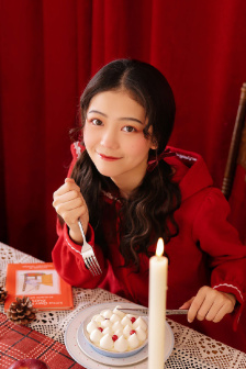 《儿媳的尽孝》中字