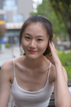 十八岁辣妹高清版免费观看电视剧