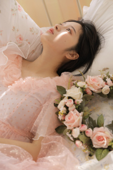 《少爷与女佣2》在线观看